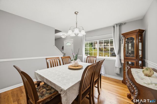 19 Lake Avenue, West Haven, CT 06516