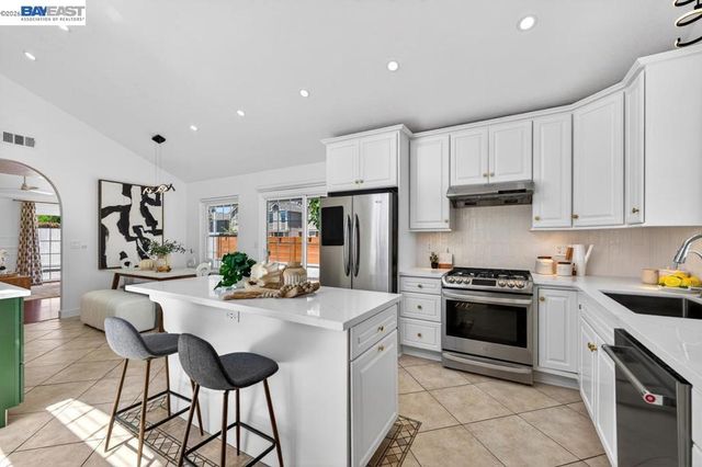 5325 Mayten Grove Ct, San Jose, CA 95123