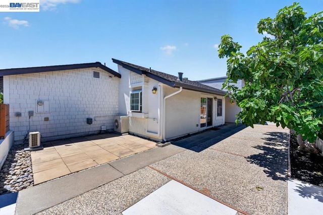 5325 Mayten Grove Ct, San Jose, CA 95123