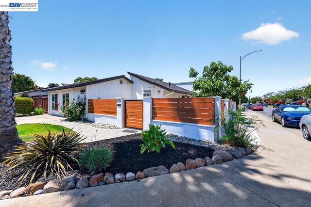 5325 Mayten Grove Ct, San Jose, CA 95123