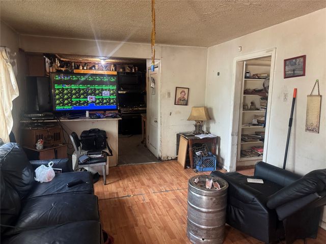 310 Nimitz Drive, Dallas, TX 75224