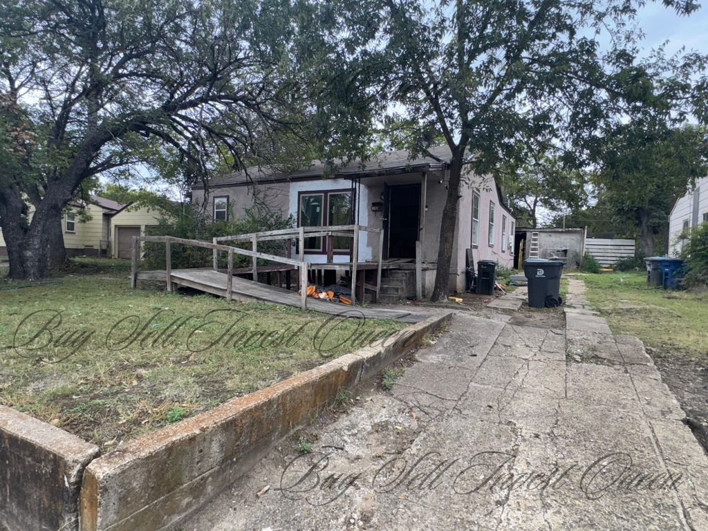 310 Nimitz Drive, Dallas, TX 75224