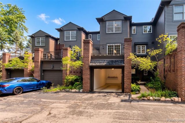 805 N Sherman Drive, Royal Oak, MI 48067