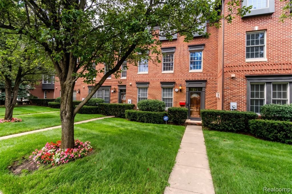 805 N Sherman Drive, Royal Oak, MI 48067
