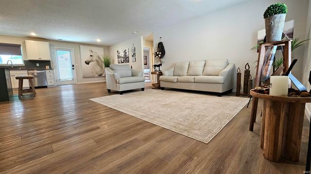 4727 White Spruce Lane, Evansville, IN 47725