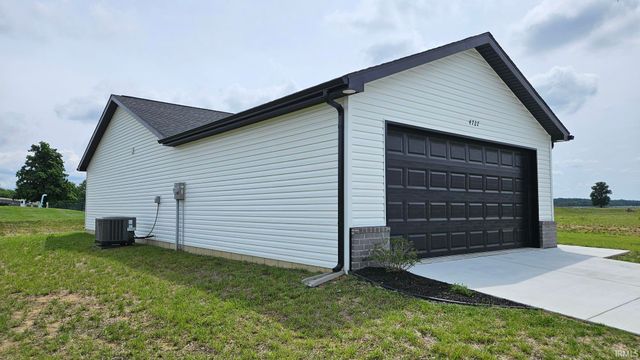 4727 White Spruce Lane, Evansville, IN 47725