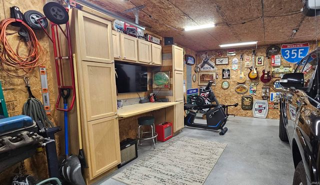 4727 White Spruce Lane, Evansville, IN 47725