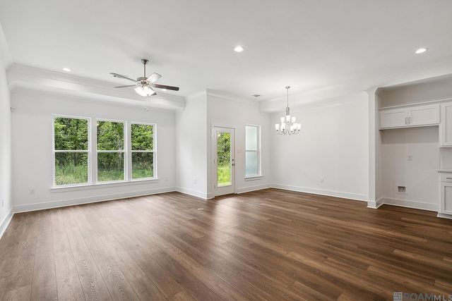 7240 Rolling Fork Rd, Baton Rouge, LA 70820