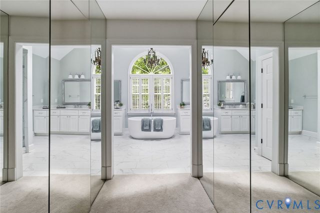 12601 Swanhurst Cir, Midlothian, VA 23113