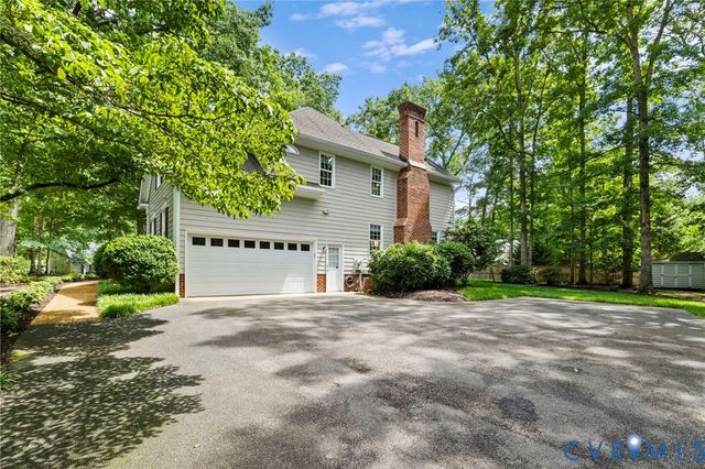 12601 Swanhurst Cir, Midlothian, VA 23113