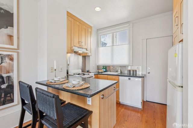 929 Bush Street 7, San Francisco, CA 94109