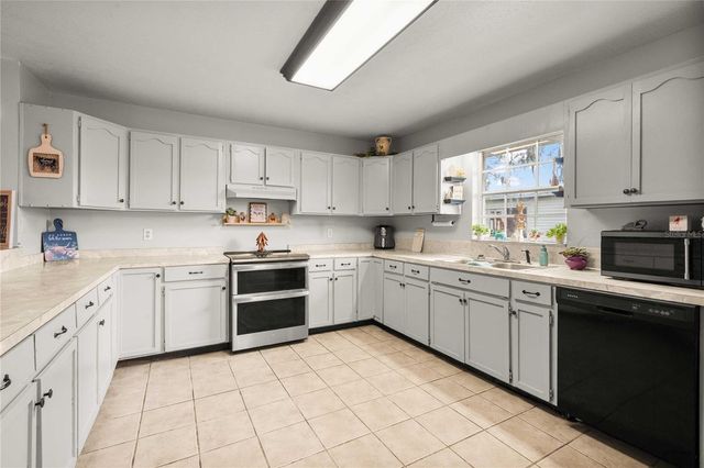 12237 CR 727, Webster, FL 33597