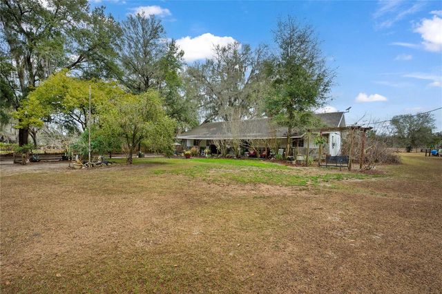 12237 CR 727, Webster, FL 33597