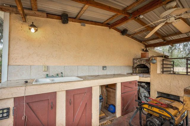 12237 CR 727, Webster, FL 33597