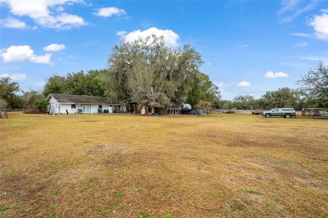 12237 CR 727, Webster, FL 33597