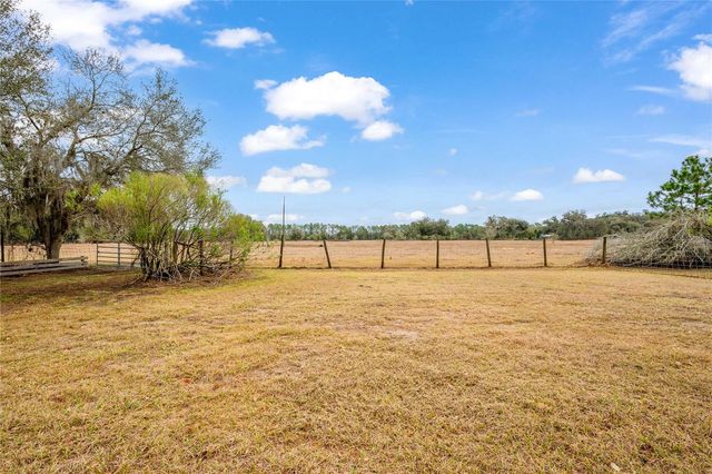 12237 CR 727, Webster, FL 33597