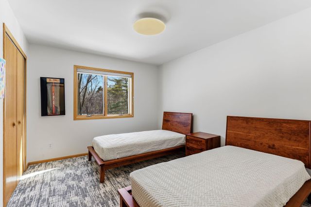 3590 Searle Court, Vadnais Heights, MN 55127