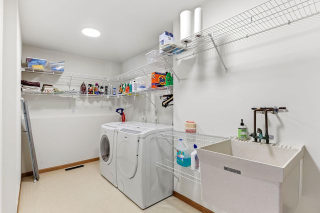 3590 Searle Court, Vadnais Heights, MN 55127