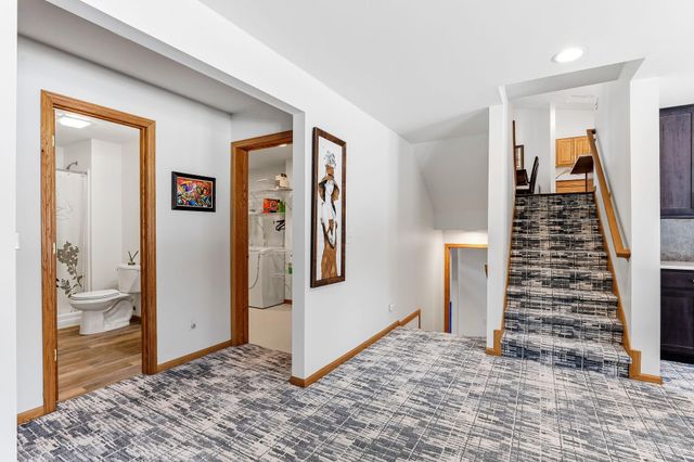 3590 Searle Court, Vadnais Heights, MN 55127