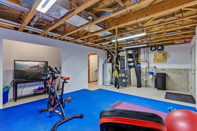 3590 Searle Court, Vadnais Heights, MN 55127