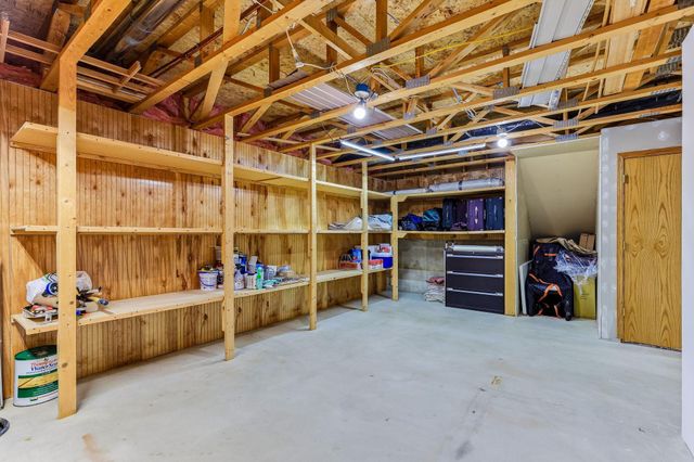 3590 Searle Court, Vadnais Heights, MN 55127