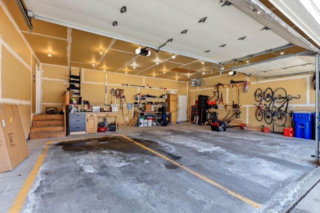 3590 Searle Court, Vadnais Heights, MN 55127