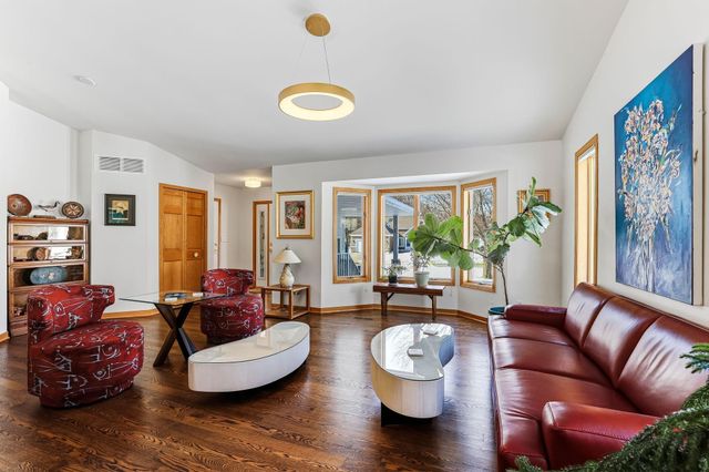 3590 Searle Court, Vadnais Heights, MN 55127