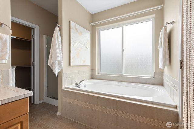 8103 Countrywood Drive SE, Olympia, WA 98501