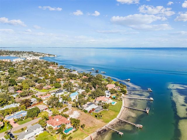 6330 BAHAMA SHORES DRIVE S, St Petersburg, FL 33705