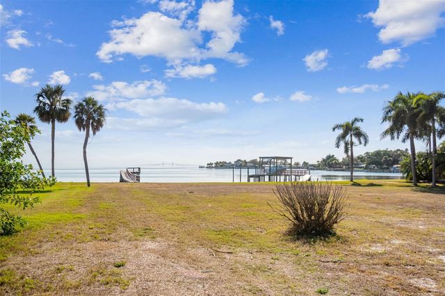 6330 BAHAMA SHORES DRIVE S, St Petersburg, FL 33705