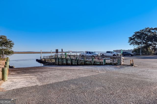 240 River Bend Drive, St. Marys, GA 31558