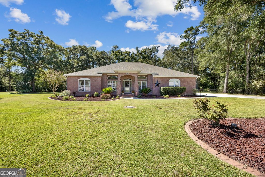 240 River Bend Drive, Saint Marys, GA 31558