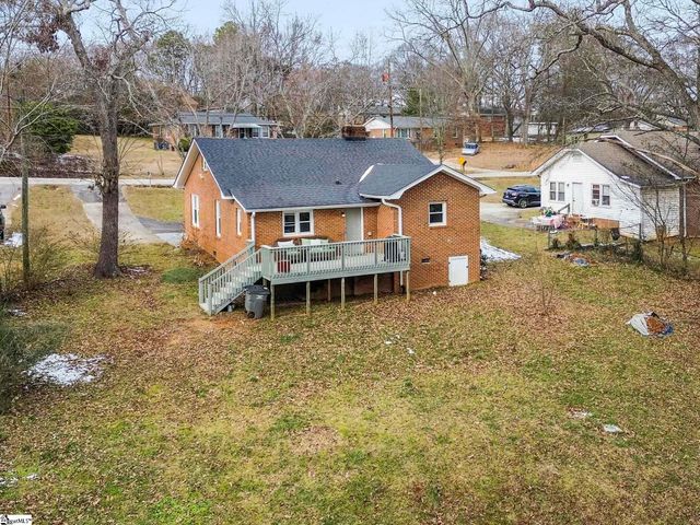 27 Maxie Avenue, Greenville, SC 29611