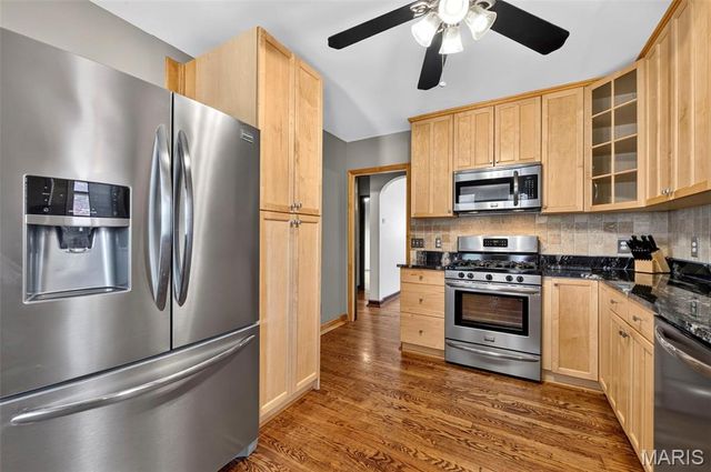 9322 Mackenzie Road, Affton, MO 63123
