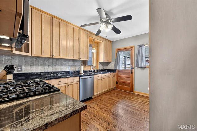 9322 Mackenzie Road, Affton, MO 63123