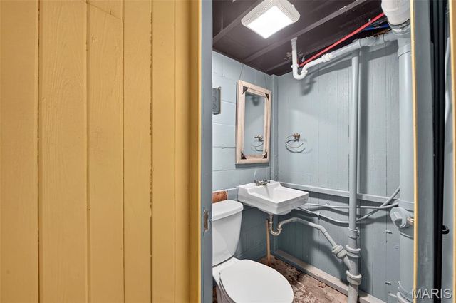 9322 Mackenzie Road, Affton, MO 63123