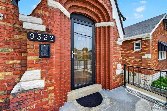 9322 Mackenzie Road, Affton, MO 63123