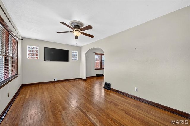 9322 Mackenzie Road, Affton, MO 63123