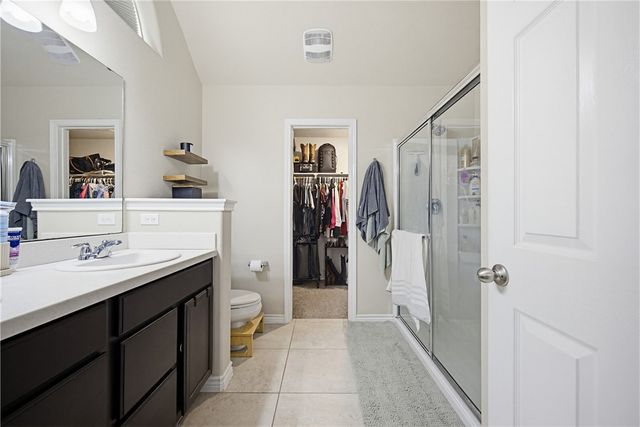 9453 English Oak Dr, Corpus Christi, TX 78410