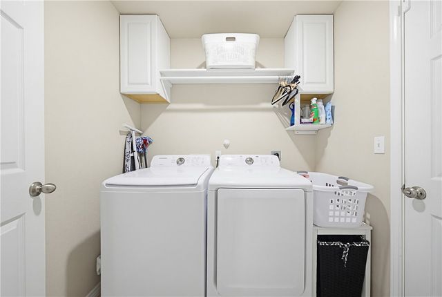 9453 English Oak Dr, Corpus Christi, TX 78410