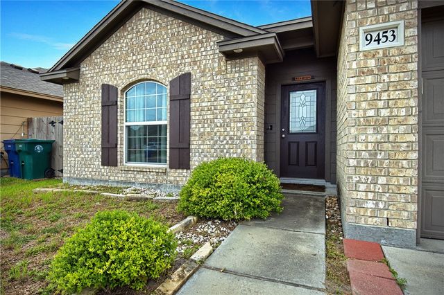 9453 English Oak Dr, Corpus Christi, TX 78410