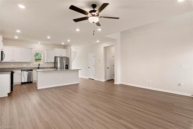 115 Courtland Drive, King, NC 27021