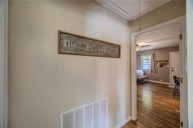 28247 W Cove Drive, Lincoln, MO 65338