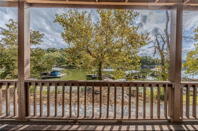 28247 W Cove Drive, Lincoln, MO 65338