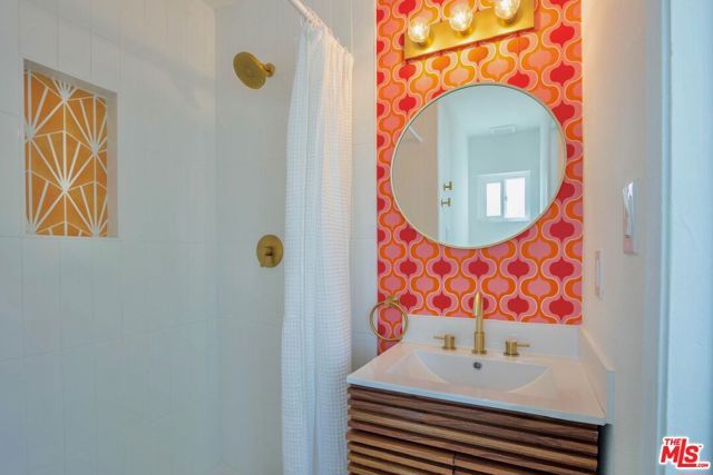 4325 E Calle De Carlos, Palm Springs, CA 92264