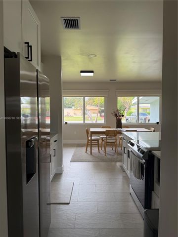 20111 Gulfstream Rd, Cutler Bay, FL 33189