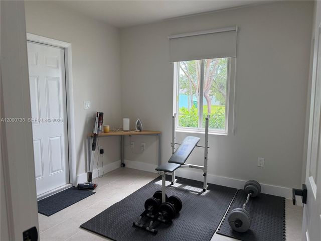 20111 Gulfstream Rd, Cutler Bay, FL 33189