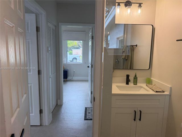 20111 Gulfstream Rd, Cutler Bay, FL 33189