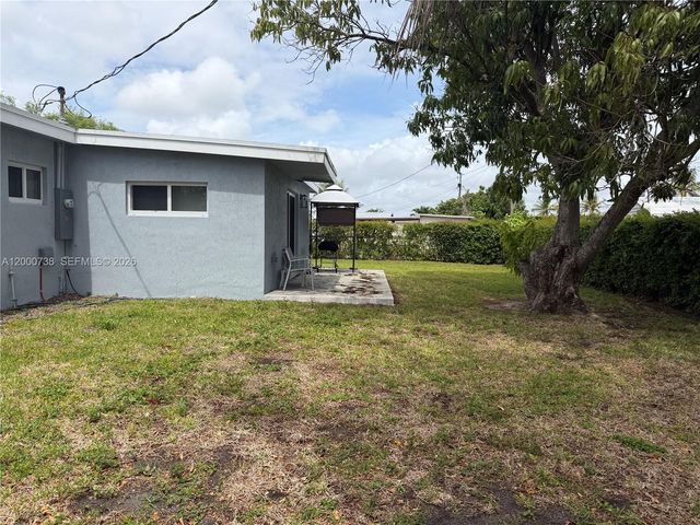 20111 Gulfstream Rd, Cutler Bay, FL 33189