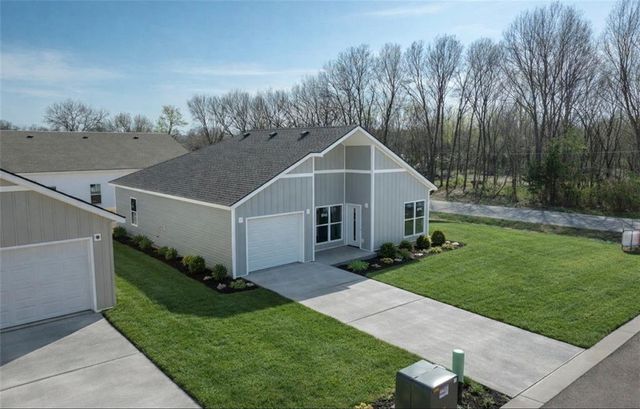 1505 Ashton Way, Pittsburg, KS 66762